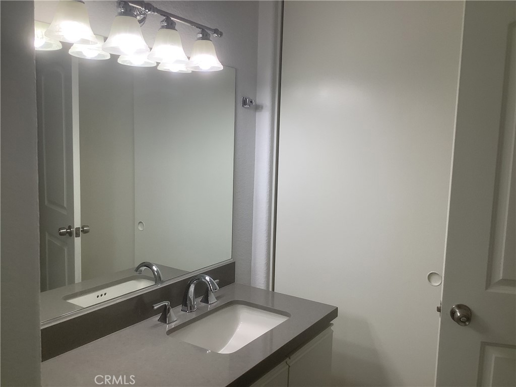 060f6d10 8bc8 4c70 A917 A6cb92f1dd50