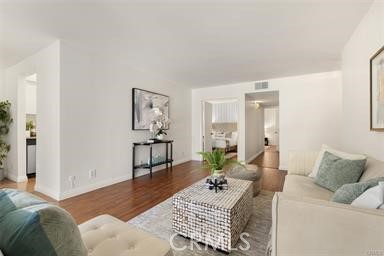 4722 Park Granada, Calabasas CA: https://media.crmls.org/medias/061012d1-7f3f-4992-b7ca-490cac89ed02.jpg