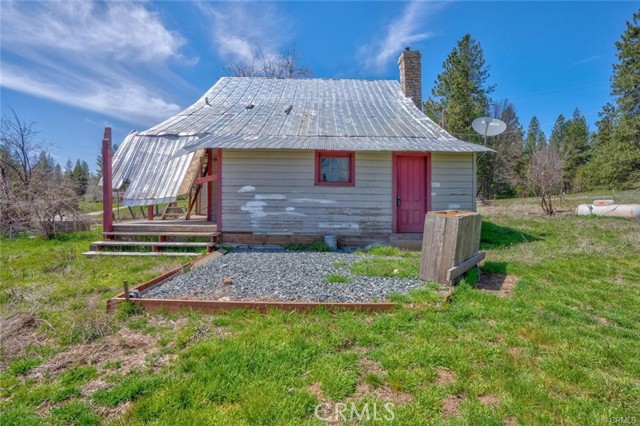 Detail Gallery Image 11 of 42 For 6464 Greeley Hill Rd, Coulterville,  CA 95311 - 4 Beds | 2 Baths