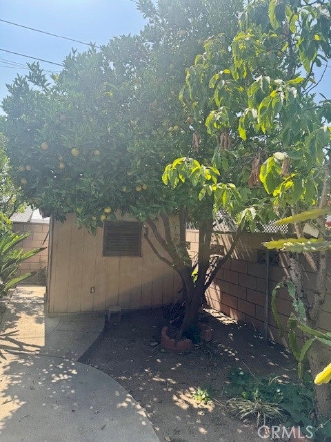 1711 S Washington Avenue, Glendora CA: https://media.crmls.org/medias/061186c3-f334-4274-b6e9-9fe56fbf247a.jpg