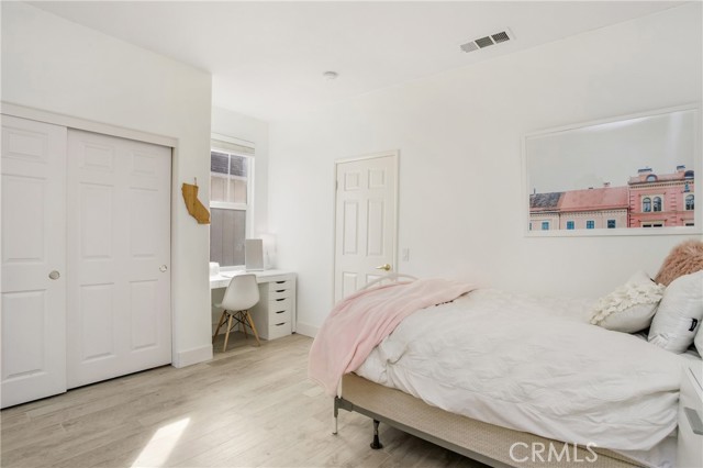 Image 21 of 42 For 36 Rinehart  