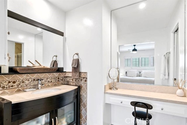 Detail Gallery Image 22 of 27 For 1224 Euclid St #105,  Santa Monica,  CA 90404 - 2 Beds | 2 Baths