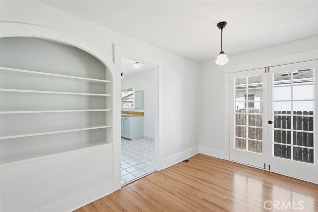 Detail Gallery Image 13 of 41 For 815 South Juanita, Redondo Beach,  CA 90277 - 4 Beds | 2 Baths