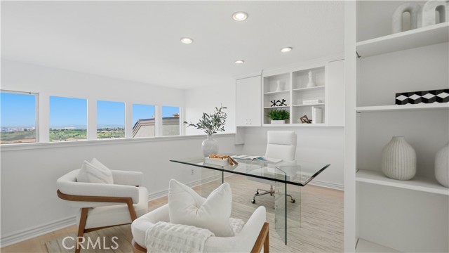 Detail Gallery Image 39 of 47 For 31 Saint Tropez, Newport Beach,  CA 92660 - 4 Beds | 3 Baths