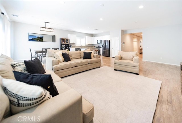 Detail Gallery Image 16 of 28 For 30151 Meadow Oaks, Menifee,  CA 92585 - 4 Beds | 2 Baths