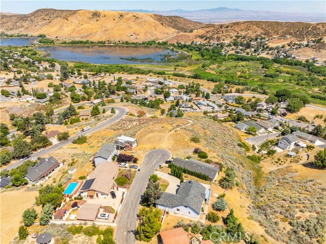 Detail Gallery Image 3 of 40 For 14747 Flintstone Dr, Lake Elizabeth,  CA 93532 - 3 Beds | 2 Baths