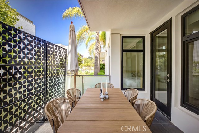 399 E Del Mar Boulevard, Pasadena CA: https://media.crmls.org/medias/0613a4d1-dcad-4965-9e1a-3b965389f475.jpg