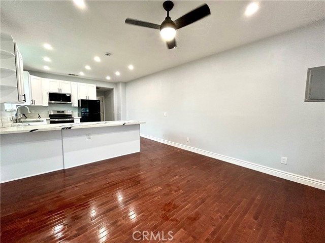Detail Gallery Image 5 of 9 For 3597 Rock Butte, Perris,  CA 92595 - 1 Beds | 1 Baths
