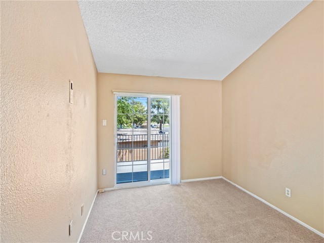 Detail Gallery Image 28 of 68 For 14736 Chaparral Ln #12,  Helendale,  CA 92342 - 3 Beds | 2/1 Baths