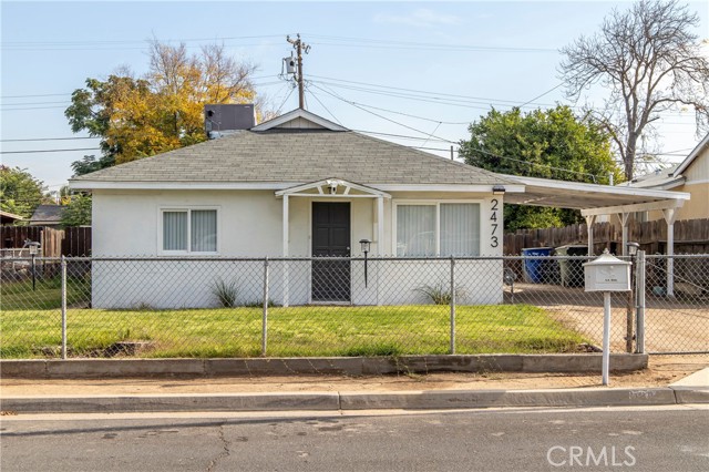 Detail Gallery Image 4 of 18 For 2473 S Backer Ave, Fresno,  CA 93725 - 3 Beds | 1 Baths