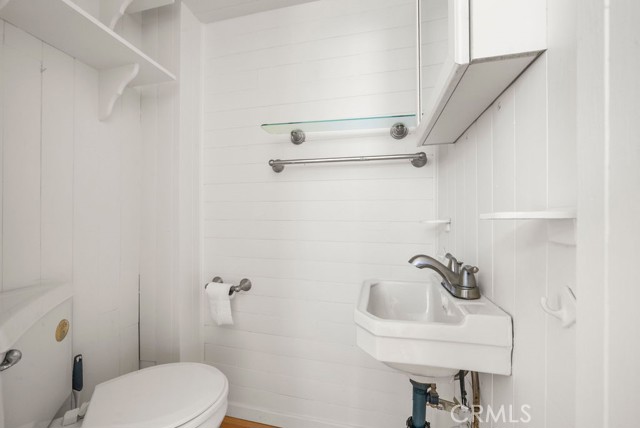 Detail Gallery Image 14 of 36 For 170 Mcaulay, Laguna Beach,  CA 92651 - 3 Beds | 1/1 Baths