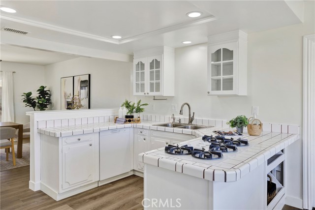 Detail Gallery Image 16 of 63 For 449 S Wellington, Orange,  CA 92869 - 5 Beds | 2/1 Baths