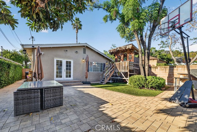 1256 Irving Avenue photo 44