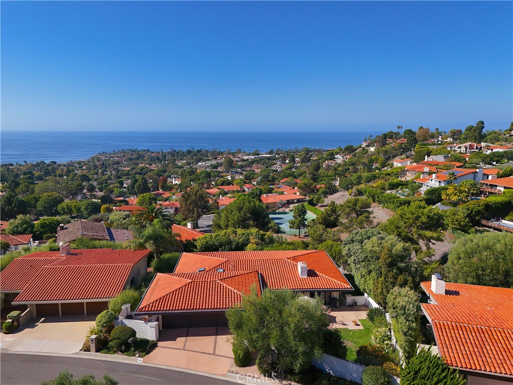 41. 2605 Via Olivera Palos Verdes Estates, CA 90274