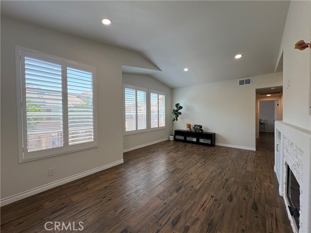 7839 E Menton Avenue, Anaheim CA: https://media.crmls.org/medias/0618ed5e-724f-4788-b0ae-e689007979c2.jpg