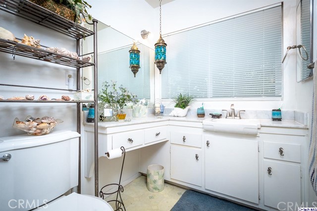 4 Bed Home for Sale in Tujunga, California
