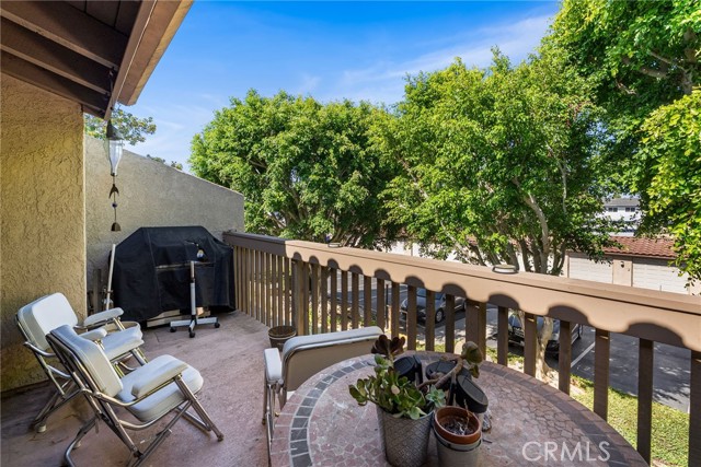 Detail Gallery Image 18 of 26 For 16512 Blackbeard Ln #200,  Huntington Beach,  CA 92649 - 3 Beds | 2 Baths