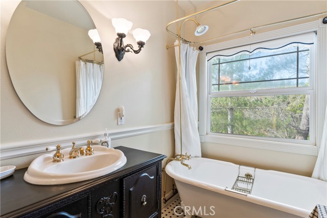 Detail Gallery Image 49 of 70 For 27601 Cedarwood Drive, Lake Arrowhead,  CA 92352 - 4 Beds | 3 Baths