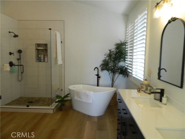 Detail Gallery Image 11 of 17 For 40518 via Tapadero, Murrieta,  CA 92562 - 3 Beds | 2 Baths