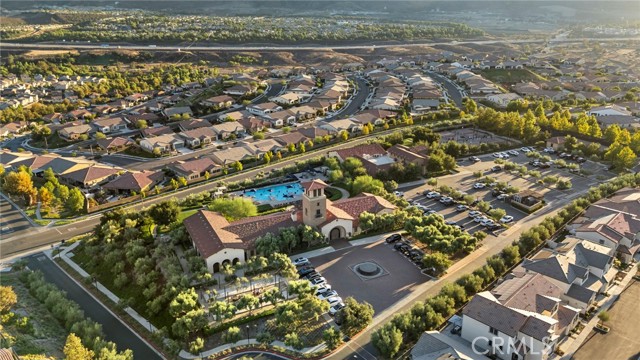 11920 Shadeland, Corona CA: https://media.crmls.org/medias/061bbdfc-89f0-422b-8c53-971ccde9fdcd.jpg