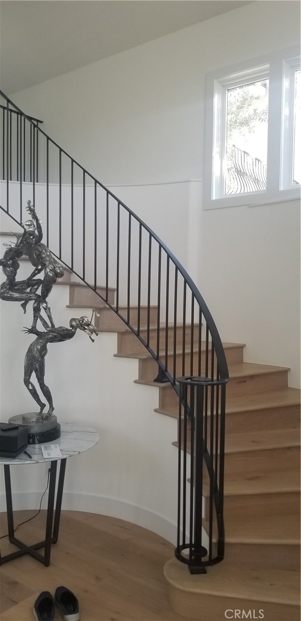 747 33rd Street, Manhattan Beach, California 90266, 5 Bedrooms Bedrooms, ,4 BathroomsBathrooms,Residential,Sold,33rd,SB22018510