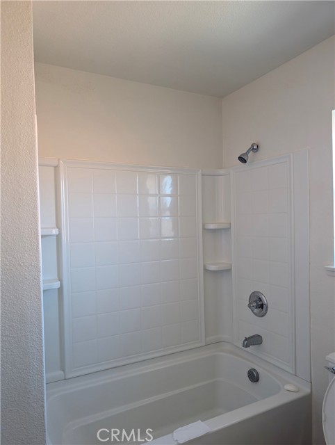 Detail Gallery Image 7 of 7 For 24268 Robie Ct, Moreno Valley,  CA 92551 - 3 Beds | 2/1 Baths