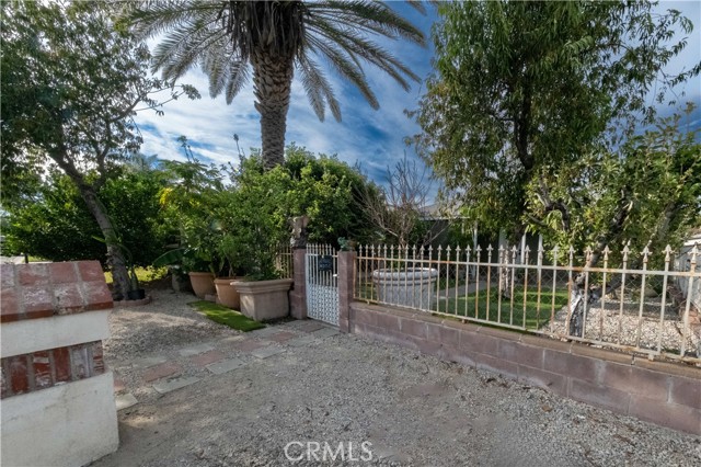 Detail Gallery Image 10 of 47 For 15719 Romar St, North Hills,  CA 91343 - 3 Beds | 2 Baths