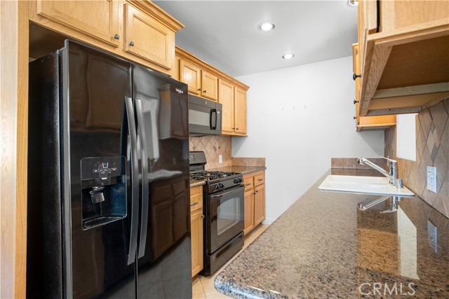 Detail Gallery Image 11 of 30 For 3120 Alabama, La Crescenta,  CA 91214 - 3 Beds | 1/1 Baths