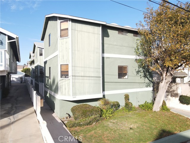 1919 Carnegie Lane, Redondo Beach, California 90278, 2 Bedrooms Bedrooms, ,3 BathroomsBathrooms,Residential,Sold,Carnegie,PW22253948