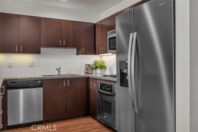 Detail Gallery Image 15 of 52 For 285 W 6th #331,  San Pedro,  CA 90731 - 2 Beds | 2/1 Baths