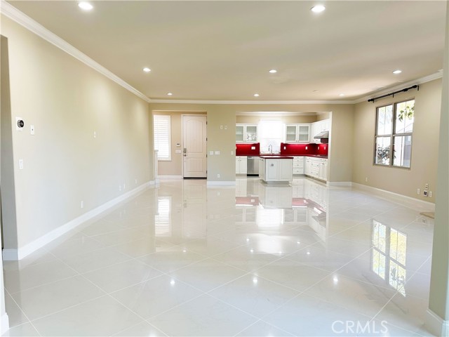 57 Donovan, Irvine CA: https://media.crmls.org/medias/061d63b1-3d06-4d0b-b2b4-bf2c64c44d04.jpg