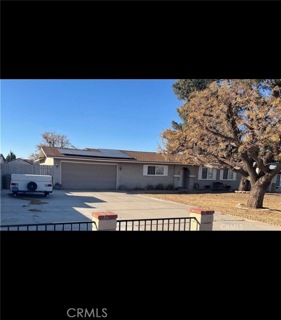 Detail Gallery Image 1 of 14 For 10076 7th Ave, Hesperia,  CA 92345 - 4 Beds | 2 Baths