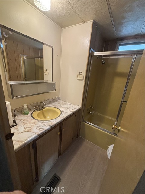 Detail Gallery Image 5 of 30 For 3620 Moreno #15,  La Verne,  CA 91750 - 2 Beds | 1 Baths