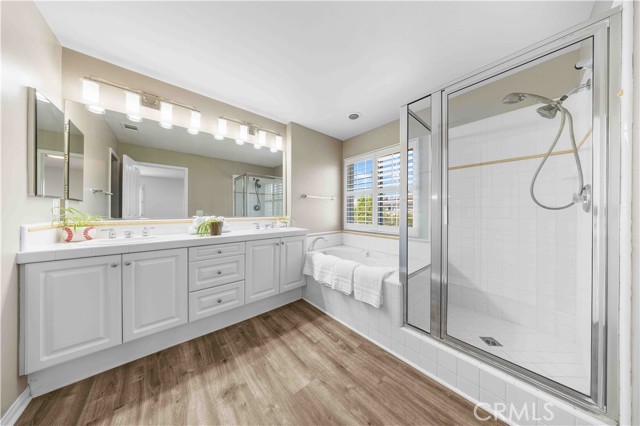 11 Asbury, Irvine CA: https://media.crmls.org/medias/0620e0e8-ce47-48b6-bc16-ecac09a5a65a.jpg
