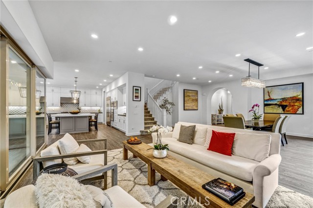 Image 8 of 46 For 5577 Heritage Oak