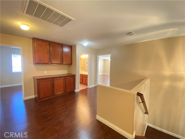 708 Hillview Street, Beaumont CA: https://media.crmls.org/medias/0622393c-cbf9-445b-b538-f21166e58656.jpg