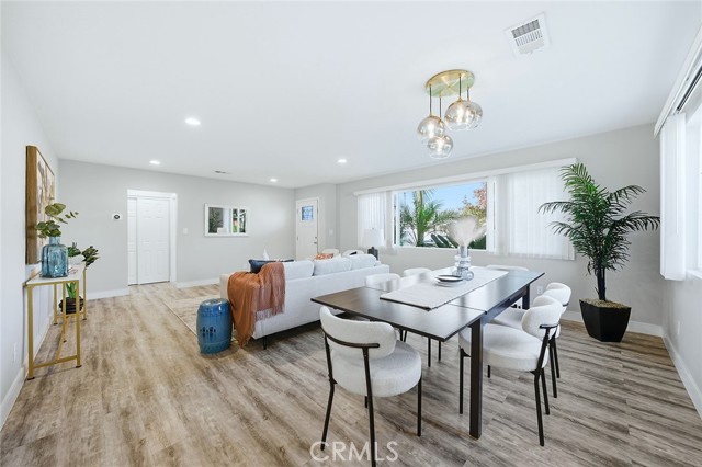 Detail Gallery Image 8 of 48 For 5990 E El Paseo, Long Beach,  CA 90815 - 3 Beds | 2 Baths
