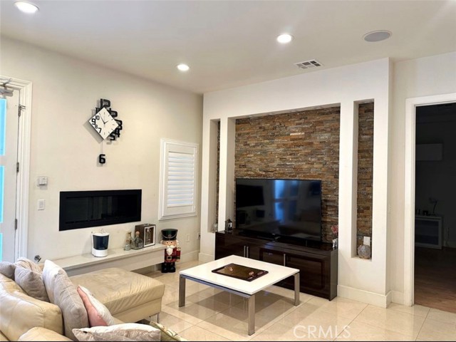 Detail Gallery Image 57 of 73 For 646 S Courson Dr, Anaheim,  CA 92804 - 6 Beds | 5 Baths