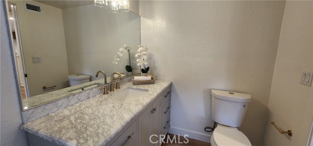 Detail Gallery Image 25 of 33 For 519 Amber Dr, Huntington Beach,  CA 92648 - 3 Beds | 2/1 Baths