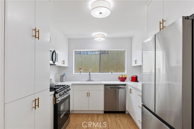 Detail Gallery Image 11 of 35 For 4312 Babcock Ave #6,  Studio City,  CA 91604 - 2 Beds | 2 Baths