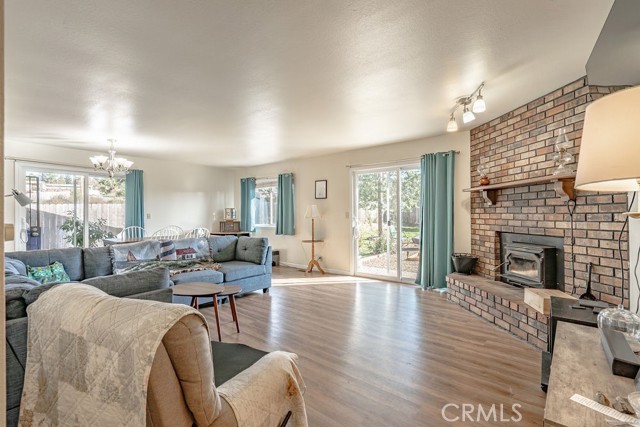 Detail Gallery Image 6 of 31 For 6446 Ponderosa Way, Magalia,  CA 95954 - 2 Beds | 2 Baths