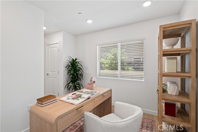 9341 Via Azul, Pico Rivera CA: https://media.crmls.org/medias/062735a3-6861-48f5-a83f-fc710ed08025.jpg