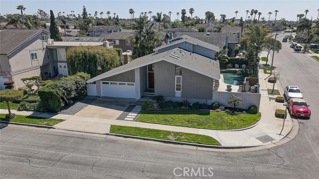 Detail Gallery Image 43 of 53 For 4152 Pierson Dr, Huntington Beach,  CA 92649 - 4 Beds | 2/1 Baths