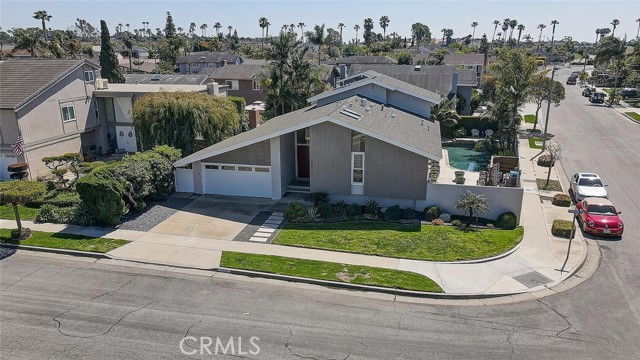 Detail Gallery Image 43 of 44 For 4152 Pierson Dr, Huntington Beach,  CA 92649 - 4 Beds | 2/1 Baths