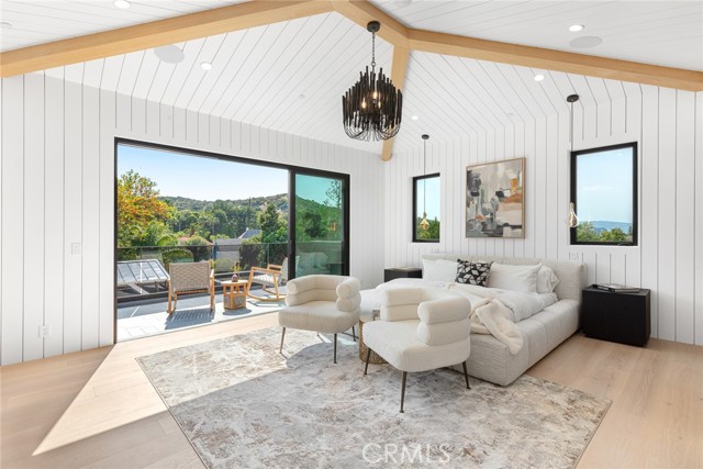 4601 Vista De Oro Avenue, Woodland Hills CA: https://media.crmls.org/medias/06279f3b-cecb-4269-91ba-95cdf2f21aa0.jpg