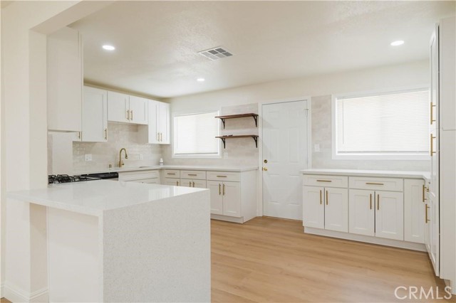 16207 Bamboo Street, La Puente CA: https://media.crmls.org/medias/0627a527-b388-4d70-8c3b-b526916e9927.jpg