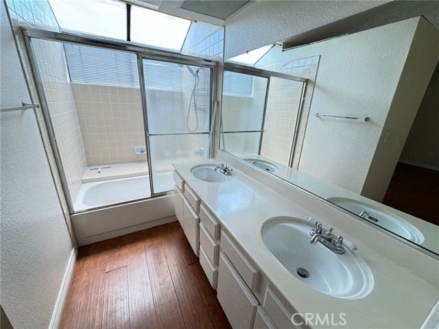 Detail Gallery Image 6 of 10 For 653 Fairview Ave #4,  Arcadia,  CA 91007 - 2 Beds | 2/1 Baths