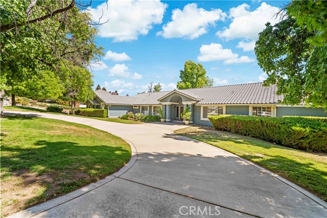37321 Ironwood Drive, Yucaipa CA: https://media.crmls.org/medias/0628f834-86ba-4d05-a210-554676b5470a.jpg