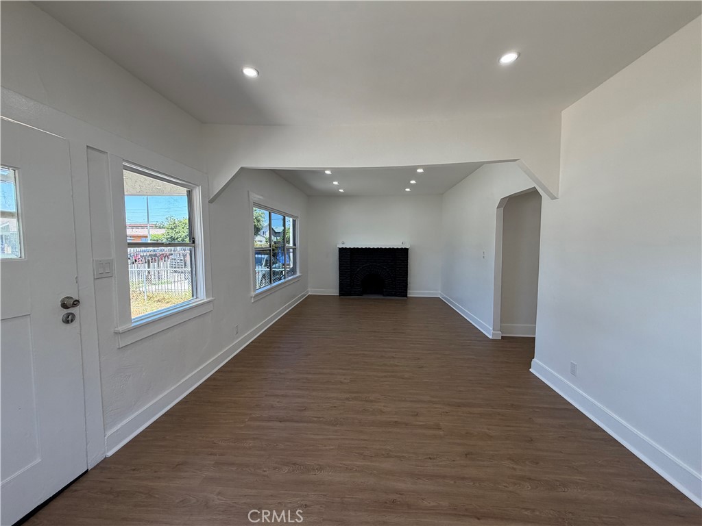 MLS #DW26137903 image #4