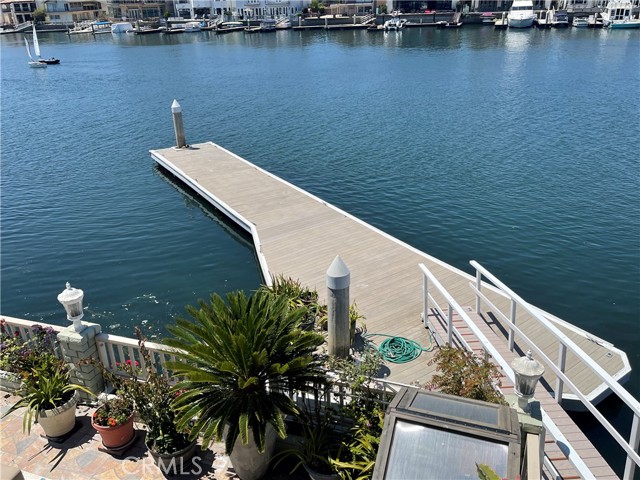 Detail Gallery Image 47 of 55 For 3562 Venture Dr, Huntington Beach,  CA 92649 - 4 Beds | 2/1 Baths